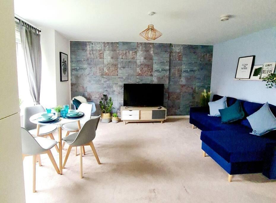 Stylish 2 Bedroom Apartment / Free Gated Parking Glasgow Exterior foto
